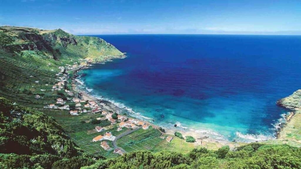 Praia da Conceicao, Santa Maria Island